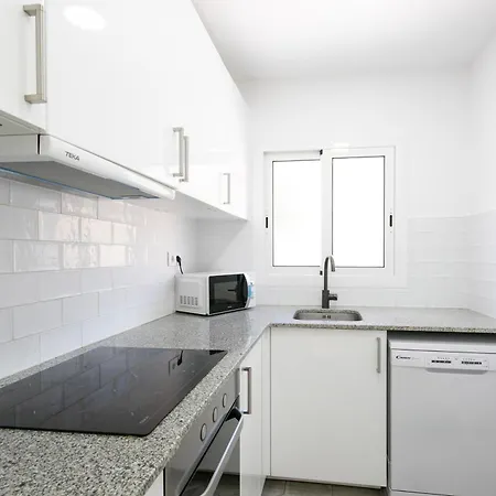 Apartment Lovely With 3 Bedroom Cornella de Llobregat