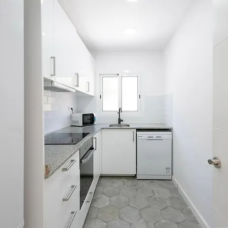 Lovely With 3 Bedroom Cornella de Llobregat